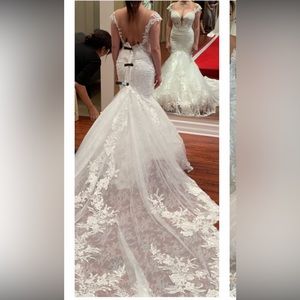 White lace wedding dress